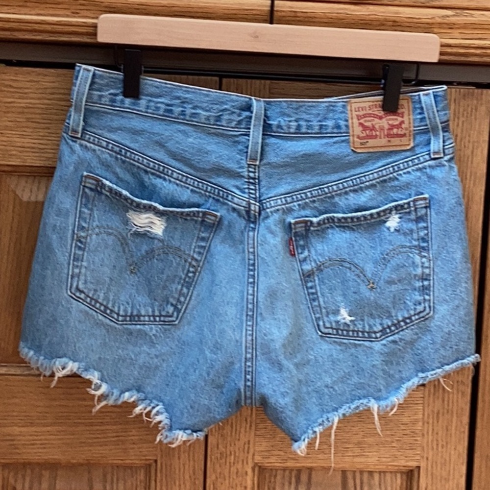 LEVI'S 501 Distressed Destroy Cut-off Jean‎ Shorts Size 29 Button Fly Front Blue